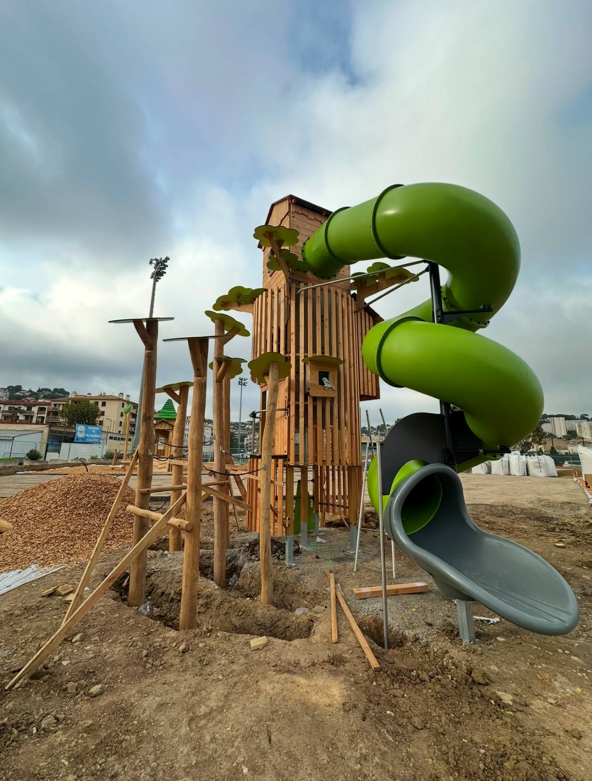 Structures & jeux — chantier RDJ Presta
