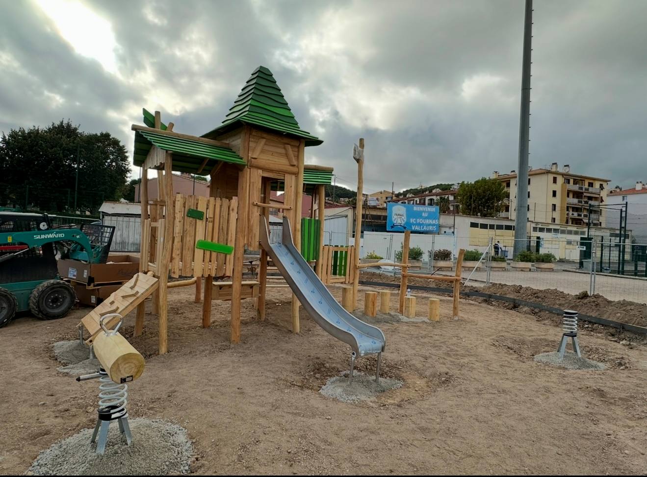 Structures & jeux — chantier RDJ Presta