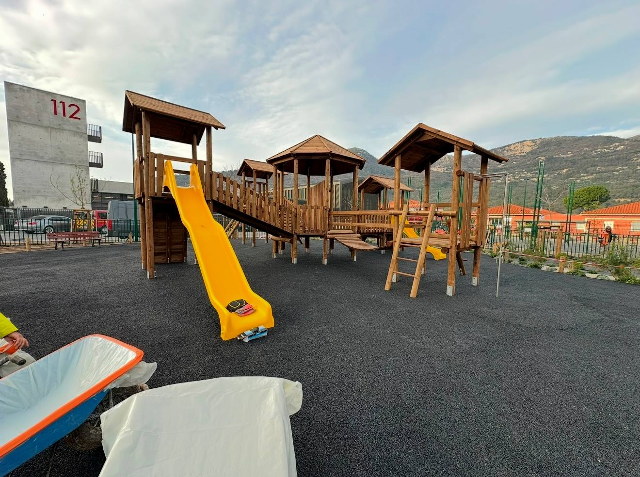 Structures & jeux — chantier RDJ Presta