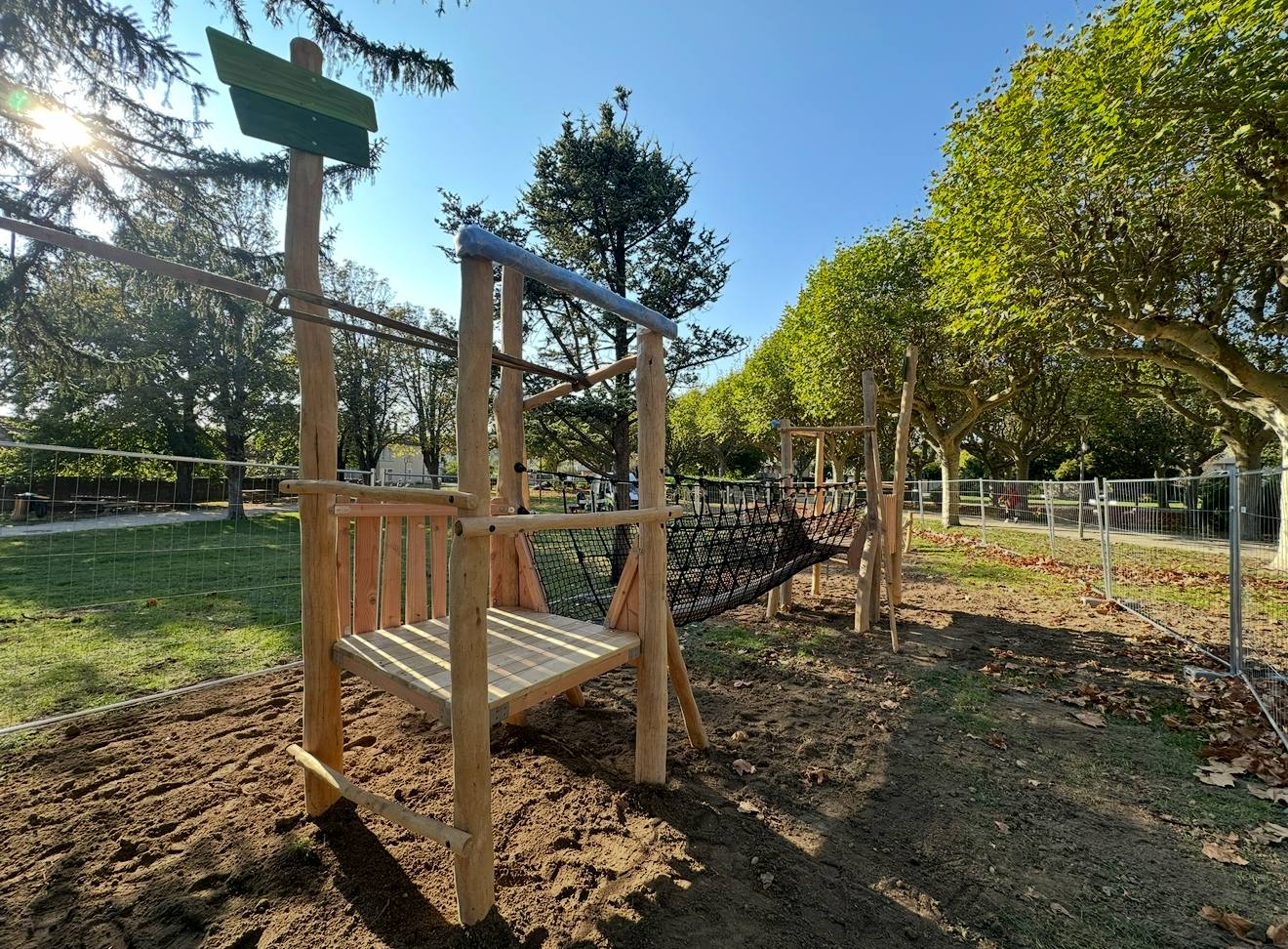 Structures & jeux — chantier RDJ Presta