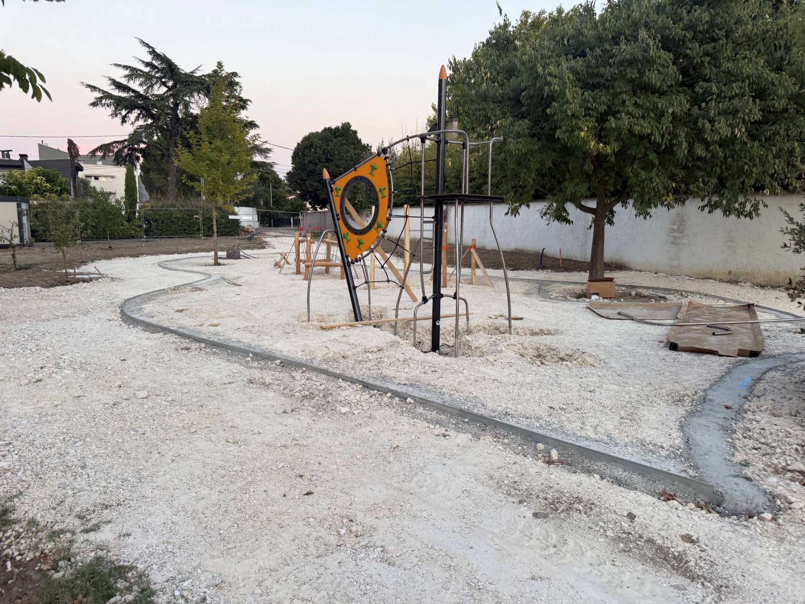 Structures & jeux — chantier RDJ Presta